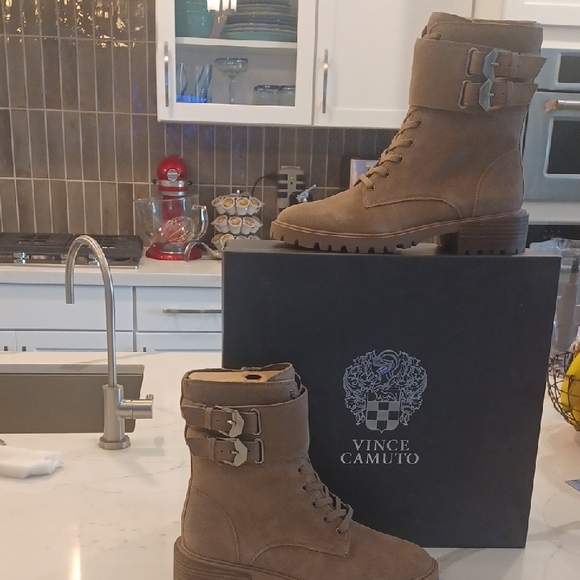 New Vince Camuto Fawdry Women's Footwear Women's Combat Boot, Wild Mushroom, 7 - Picture 1 of 16
